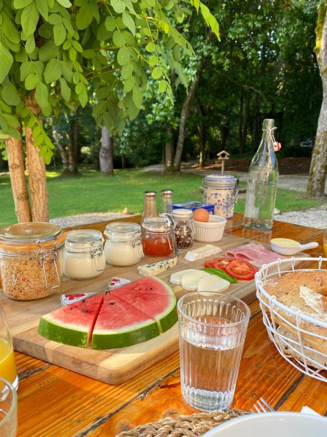 Domaine La Rose Bed & Breakfast Caylus Exterior photo